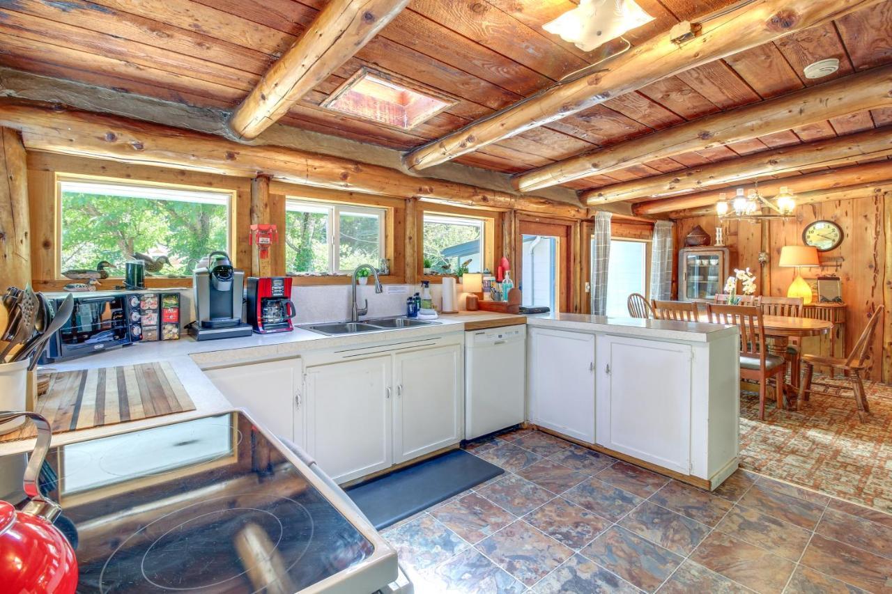 Rustic Bandon Log Cabin On 5 Acres Of Woodlands! Екстериор снимка